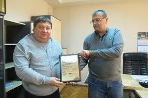 Гнідавський цукровий завод отримав сертифікат відповідності системи менеджменту ISO 22000:2005