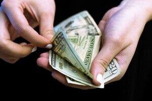 Експерт дав прогноз курсу долара на найближчі тижні 