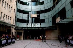 Служба ВВС видалила скандальну публікацію про Петра Порошенка до рішення суду