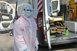 В Україні за добу 9 травня зафіксовано 15 232  випадки COVID-19 (522 нові)