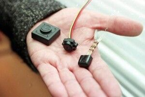 На Буковині суддя виявила у своєму службовому кабінеті «жучка»