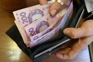 Карантин б'є по гаманцях: чому в Україні сповільнилося зростання зарплат і коли ситуація зміниться