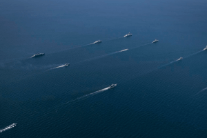 У Кремлі паніка: в Чорне море виведено усі кораблі Чорноморського флоту