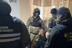 На Львівщині продаж наркотиків у виправній колонії організували ув'язнені та медсестра