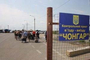 Сонечко пригріло і люди поїхали в Крим?