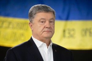 Петро Порошенко в інтерв’ю «Радіо Свобода»: «Путін відповідальний за тисячі смертей в Україні»