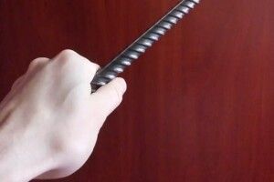 Металевим прутом: посеред білого дня у Нововолинську віддухопелили депутата міськради