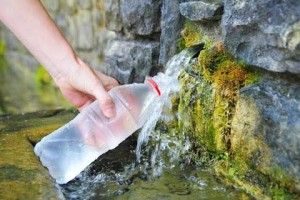 Половина «джерельної» води в Україні насправді розливається з-під крана