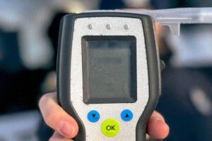 Волинянин сів за кермо не маючи прав і «під мухою»