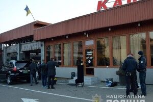 Волинські поліцейські затримали одного з ключових фігурантів стрілянини на автомийці в Луцьку 