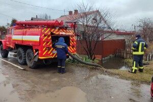 На Волині негода наробила лиха: працювали рятувальники