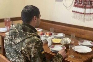 У придорожньому кафе на Рівненщині частують військових
