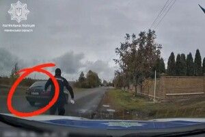 Патрульні Рівненщини склали адмінматеріали на п'яного водія