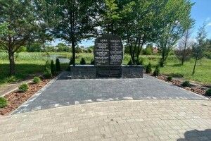 Обеліск Божих заповідей відкрили на Волині