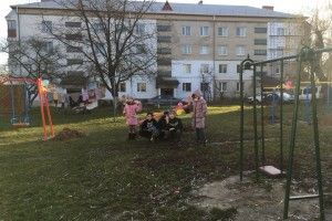 У Рокинях громада збудувала собі новий спортивно-дитячий майданчик