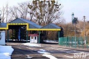 Як суд покарав уродженця Донеччини, який намагався втекти з України через ПП «Устилуг»