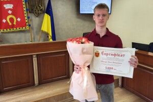 Школяр з Ковеля, який найкраще здав НМТ, отримав премію у 5 тисяч