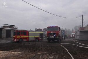 Луцькі рятувальники ледь встигли врятувати життя чоловіку