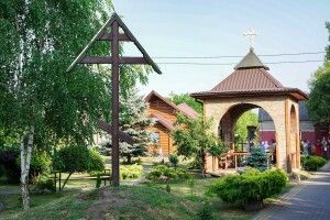 Архієрей відвідав жіночий скит на Волині, де 300 років не було храму (Відео)