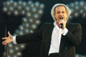Легендарний співак Василь Зінкевич отримує пенсію 5000 гривень і рідко виходить у світ
