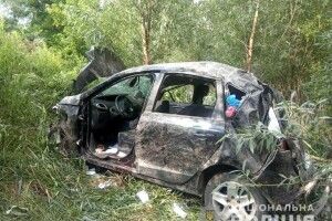 На Рівненщині моторошна ДТП на трасі «Київ-Чоп»: водій загинув на місці, троє пасажирів травмовані (Фото)