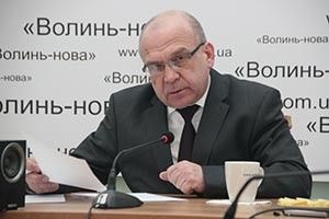 ЛЮДИ СКАРЖАТЬСЯ, ЩО ВЛАДА НА МІСЦЯХ ДРІМАЄ