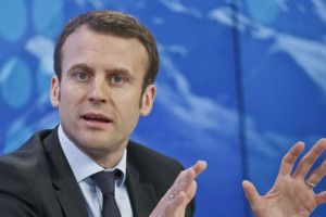 Макрон за 3 місяці роботи витратив 30 000 доларів на… макіяж