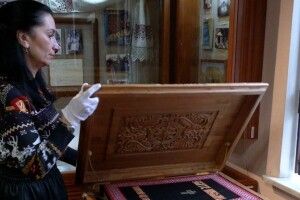 Знову рекорд: Євангеліє, вишите рівнянкою, визнали найбільшою такою книгою у світі