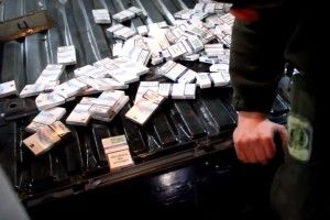 Виявили понад чотири тисячі пачок контрабандних сигарет (Відео)