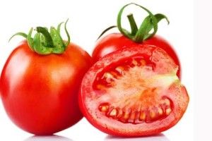 Свіжі помідори із власної грядки до зими