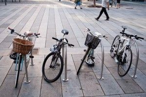На території нововолинської гімназії з’явилася велостоянка на 20 місць