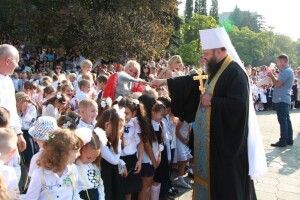 З чистим серцем і думками: у Луцьку  духовенство служитиме молебні перед початком навчання