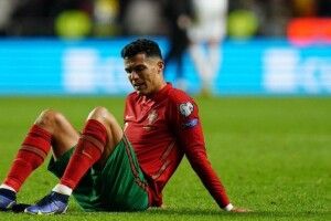 Роналду пропустить матч «Ліверпуль» - «МЮ» через смерть сина