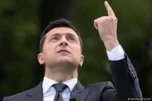 Зеленський підписав закон про референдум