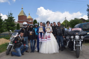 Ото весілля у Хомиків: гуляли і байкери, і поляки!