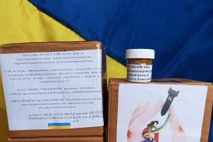 На Волині виготовляють лікувальну мазь для воїнів за старовинним рецептом
