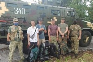 Поціновувачів «радіаційного туризму» затримано у зоні ЧАЕС (Фото)