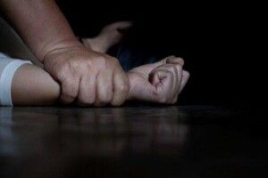 російські покидьки на Луганщині зґвалтували 12-річну дівчинку (Аудіоперехоплення)