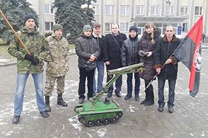 РОБОТ ЗМОЖЕ СЛУЖИТИ ВІЙСЬКУ