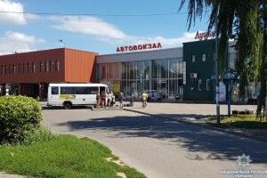 На автостанції в Луцьку пасажирка заявила, що у неї в торбі бомба