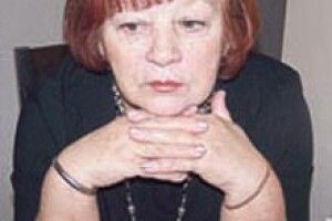НАВІТЬ ВОДУ МАТЮКИ РУЙНУЮТЬ
