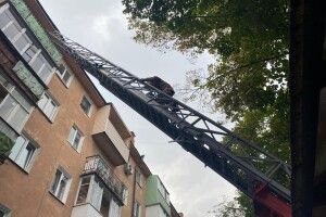 Сьогодні у Рівному сталася пожежа в багатоповерхівці (Фото)