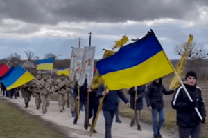 На Горохівщині навколішки прощалися з 33-річним Героєм (Відео)
