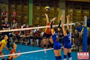 В Івано-Франківську жіноча збірна України з волейболу вийшла в фінал Євроліги