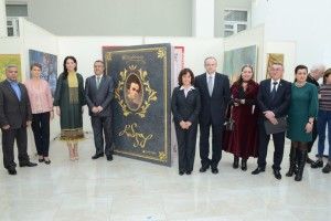 У Києві презентували «Кобзар»… завбільшки з шафу (фото)