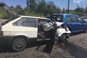 Внаслідок ДТП троє дітей втратили батьків