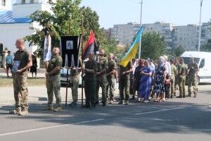 На Рівненщині попрощалися з вбитим Героєм, який повернувся з Польщі, щоб боронити країну 