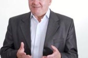 КОГО ОБРАТИ, ЩОБ НЕ ПОМИЛИТИСЯ*