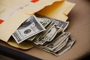 Доцента-хабарника Львівської політехніки… оштрафували і відпустили