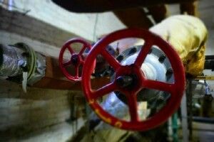 У Луцьку частина багатоповерхівок не може дочекатися гарячої води